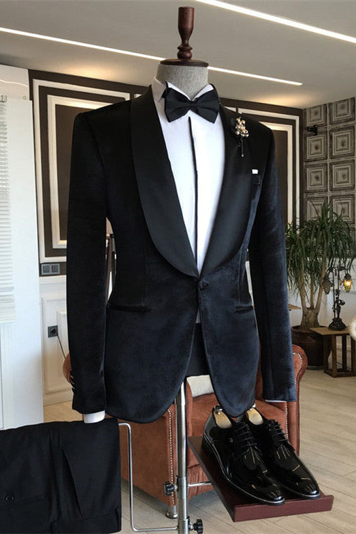 Conrad Black Shawl Lapel Close Fitting Two Pieces Velvet Suits For Wedding