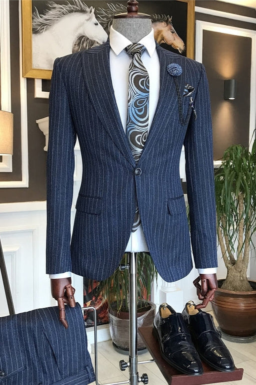 Bernard Charming Navy Blue Peaked Lapel Striped Business Suits For Men