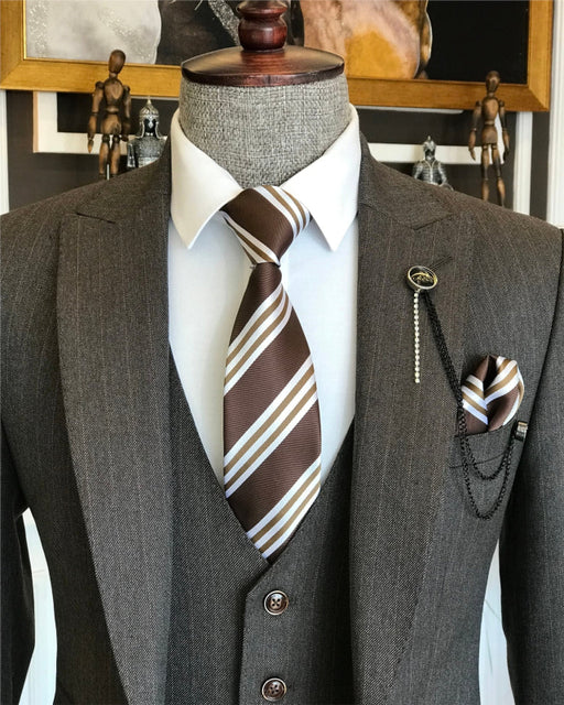 Berg Chic Black Striped Peaked Lapel Three Pieces Business Suits