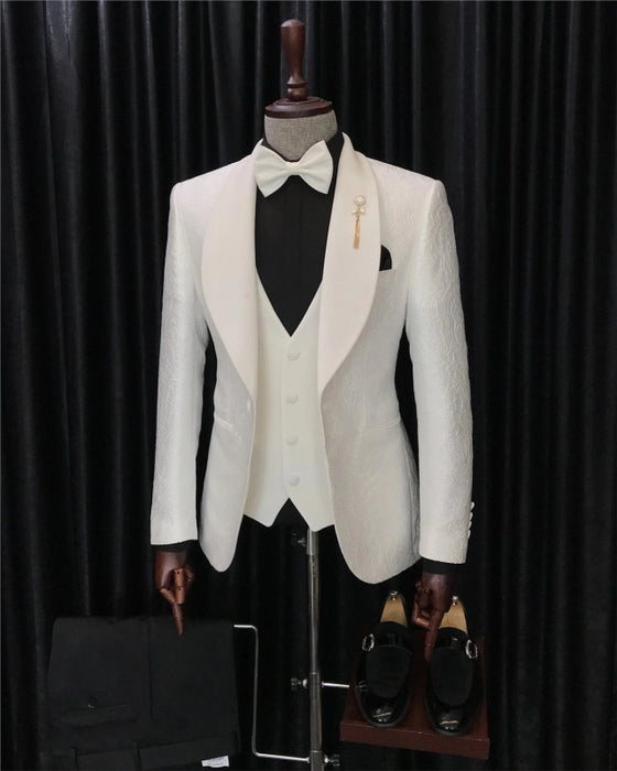 Cryil Bespoke White Three Pieces Shawl Lapel Jacquard Wedding Suits For Men