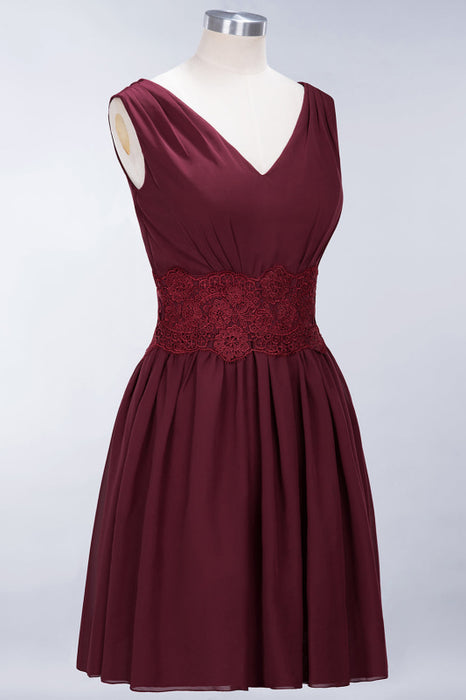 Bridelily Pretty V-Neck Short Sleeveless Lace Bridesmaid Dresses Online