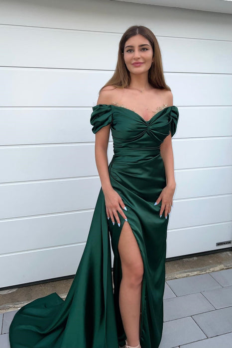 Dark Green Sweetheart Mermaid Prom Dress with Front Split and Off-The-Shoulder Beadings