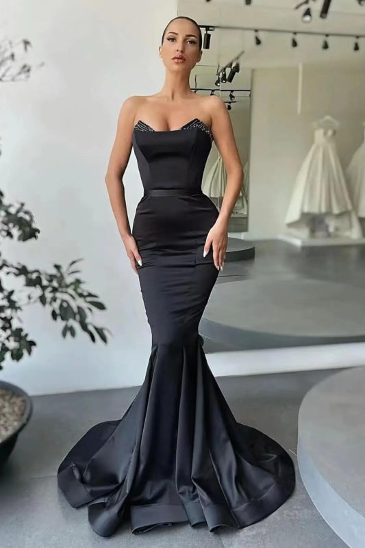 Elegant Black Strapless Sleeveless Mermaid Prom Dress with Beads