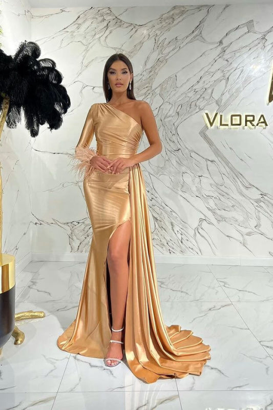 Elegant One Shoulder Long Sleeve Mermaid Prom Dress with Slit and Feathers