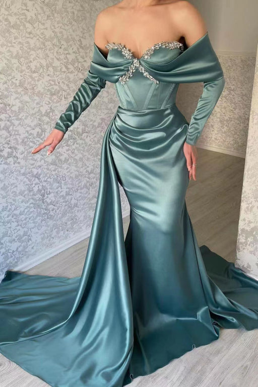 Elegant Sweetheart Long Sleeve Mermaid Prom Dress with Rhinestone Ruffles