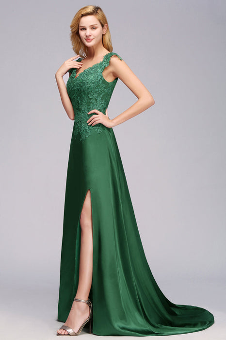 Bridelily Elegant V-Neck Dark Green Lace Bridesmaid Dresses with Front-Slit