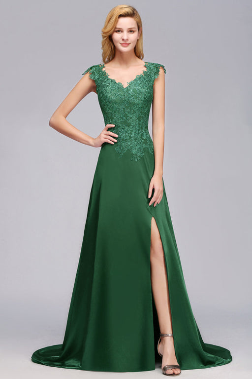 Bridelily Elegant V-Neck Dark Green Lace Bridesmaid Dresses with Front-Slit