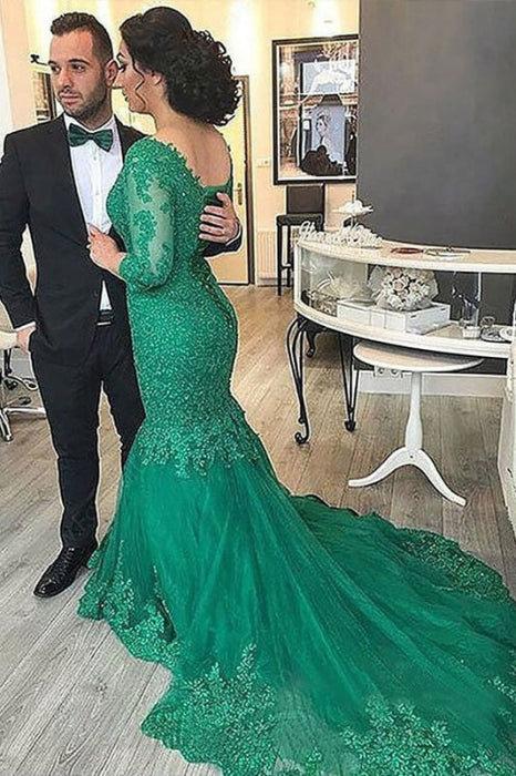 Emerald 3/4 Sleeve V-Neck Mermaid Prom Dress with Lace Appliques