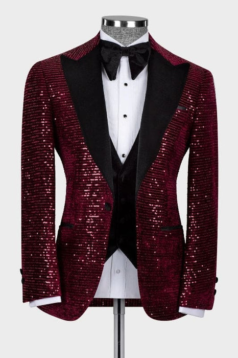 Hobart Generous Burgundy Peaked Lapel Three Pieces Sequins Prom Suits