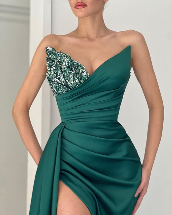 Glamorous Emerald V-Neck Mermaid Long Prom Dress with Slit