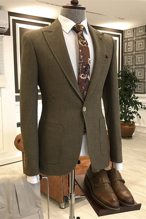 Blake Glamorous Khaki Peaked Lapel Men Suits For Business