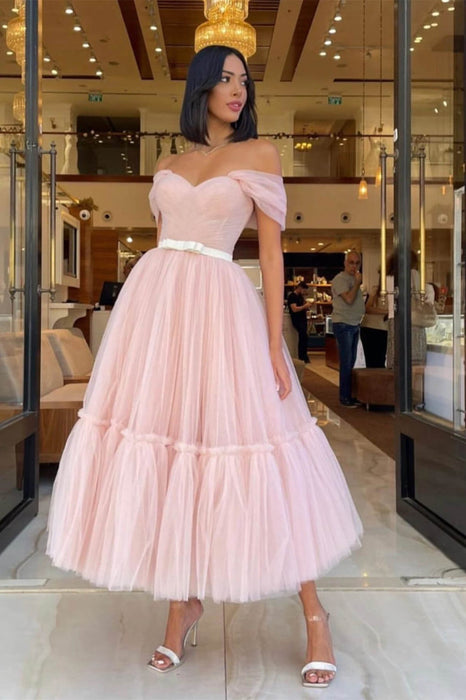 Light Pink Sweetheart Off-The-Shoulder Tulle Prom Dress with Belts