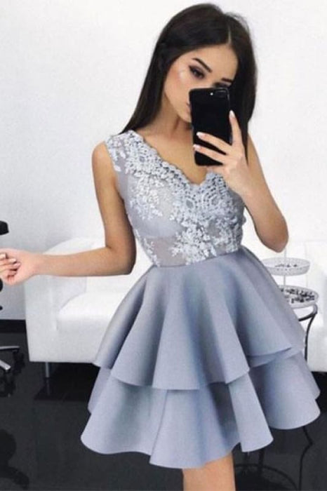 New Arrival A-Line Sleeveless V-Neck Short Homecoming/Prom Dress with Appliques - Prom Dresses