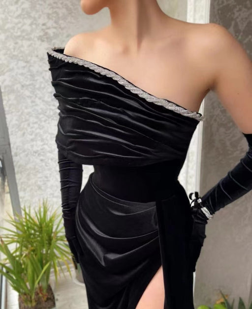 Off-the-Shoulder Black Satin Prom Dress with Gloves