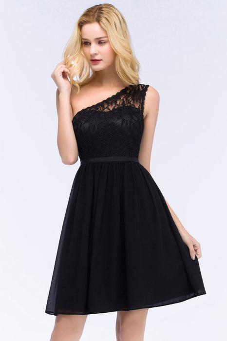 Bridelily Lovely Lace Black One-shoulder Short Junior Bridesmaid Dresses Online