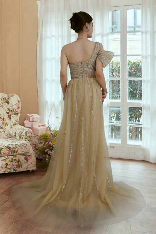 One-Shoulder Prom Gown with Trail Slit