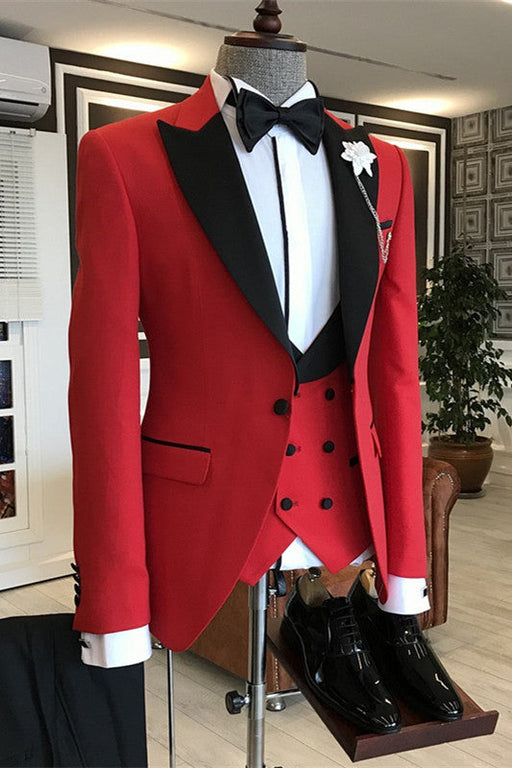 Donahue Stylish Red Three Pieces Prom Suits With Black Peaked Lapel