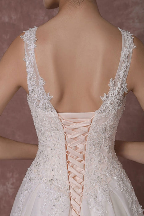 Champagne Lace Wedding Dress Backless Bridal Gown Floor-length A-line Beading Luxury Bridal Dress