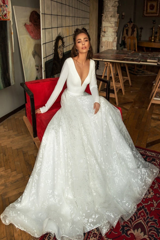 Long Sleeve V-neck Boho Bridal Gowns Satin Backless Lace Wedding Dress