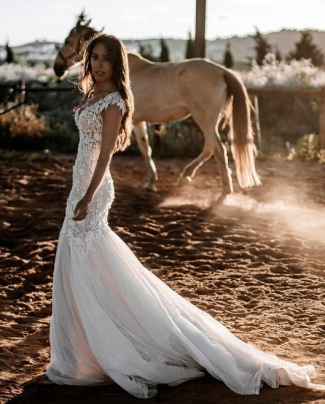 Elegant Sleeveless Mermaid Lace Wedding Dresses V-neck Design — Bridelily