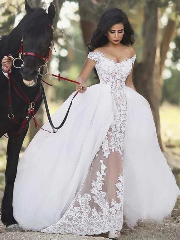 https://www.bridelily.com/cdn/shop/products/lovely-lace-mermaid-wedding-dresses-with-detachable-skirts-183_599x800.jpg?v=1630022317