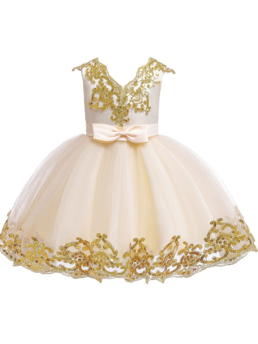 Flower Girl Dresses V-Neck Tulle Short Sleeves Knee Length Princess Silhouette Embroidered Kids Party Dresses