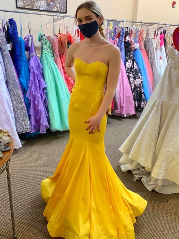 Tight yellow prom outlet dress