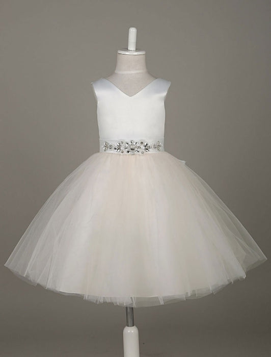 Flower Girl Dresses Tulle Satin V Neck Tutu Dress Ivory Beading Waist Sleeveless A Line Dinner Dress With Sash