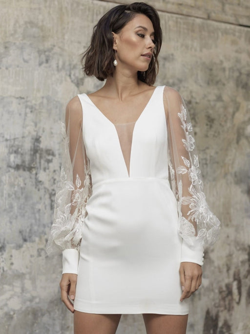 White Short Wedding Dresses V-Neck Long Sleeves Backless Sheath