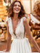White Simple Wedding Dress A-Line Court Train V-Neck Natural Waistline Sleeveless Chiffon Lace Bridal Dresses